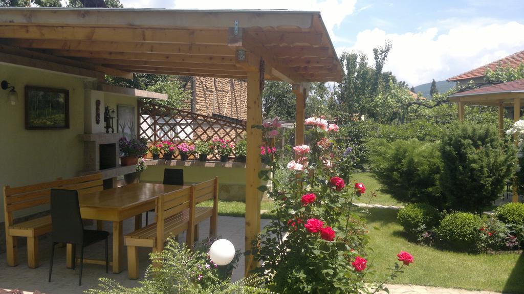 Kyurkchievi Guest House Sapareva Banya Extérieur photo