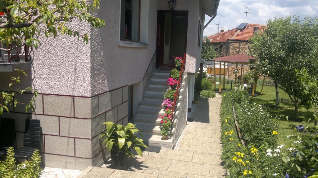 Kyurkchievi Guest House Sapareva Banya Extérieur photo
